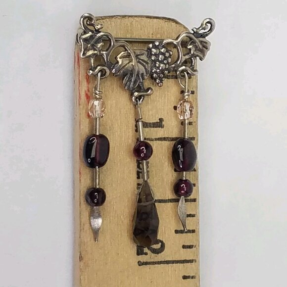 Lapel Pin Grape Leaf Red Beads 925 Sterling Silver Hanging Detail Brooch Jewelry - Picture 9 of 9